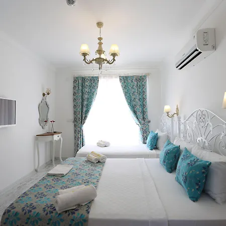 Ruezgar Guelue Alaçatı