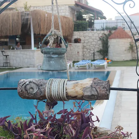 Ruezgar Guelue Hotel Alaçatı